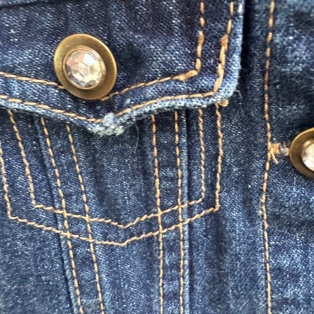 Little Lass 3T Girls Blue Denim Vest Jacket with Flower - Picture 3 of 6